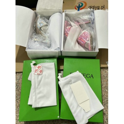 qiqiyg.com Oficjalny WhatsApp: +8618120605182 Nina-Yupoo-Qiqi-286 Kontakt Qiqiyg
