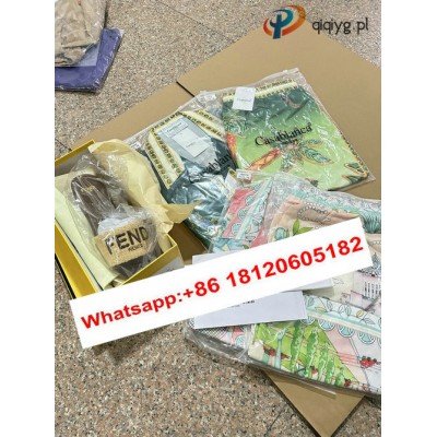 qiqiyg.com Oficjalny WhatsApp: +8618120605182 Nina-Yupoo-Qiqi-348 Kontakt Qiqiyg