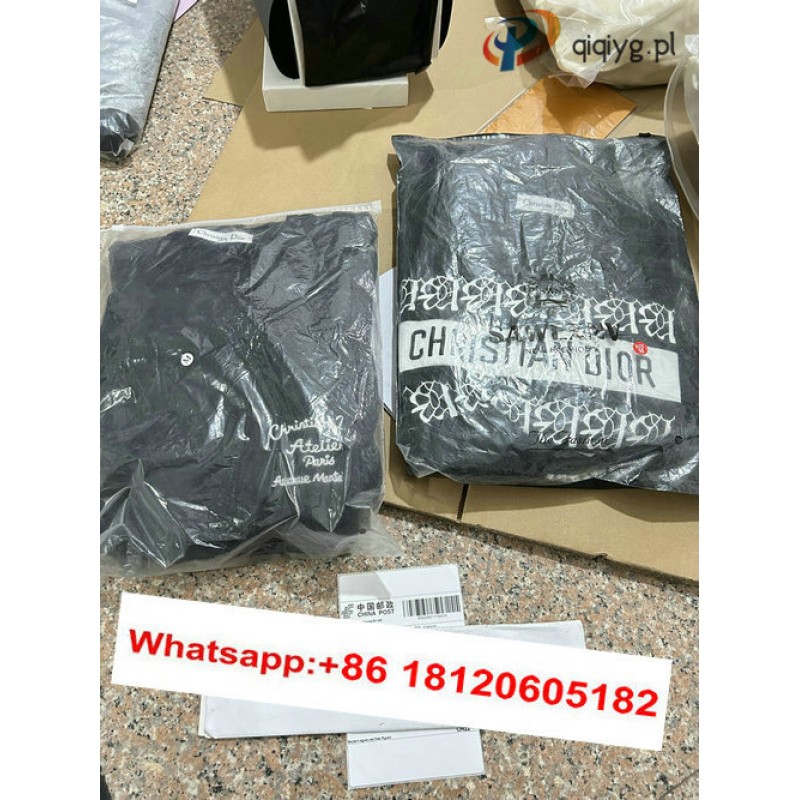 qiqiyg.com Oficjalny WhatsApp: +8618120605182 Nina-Yupoo-Qiqi-358 Kontakt Qiqiyg