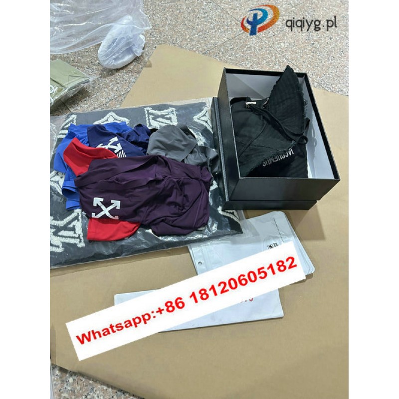 qiqiyg.com Oficjalny WhatsApp: +8618120605182 Nina-Yupoo-Qiqi-64 Kontakt Qiqiyg