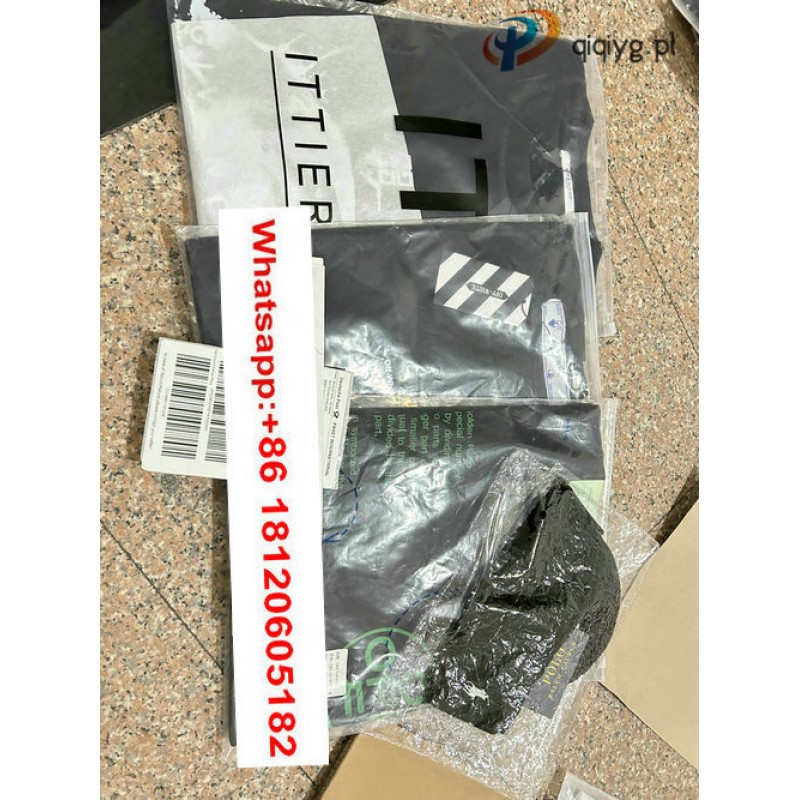 qiqiyg.com Oficjalny WhatsApp: +8618120605182 Nina-Yupoo-Qiqi-127 Kontakt Qiqiyg